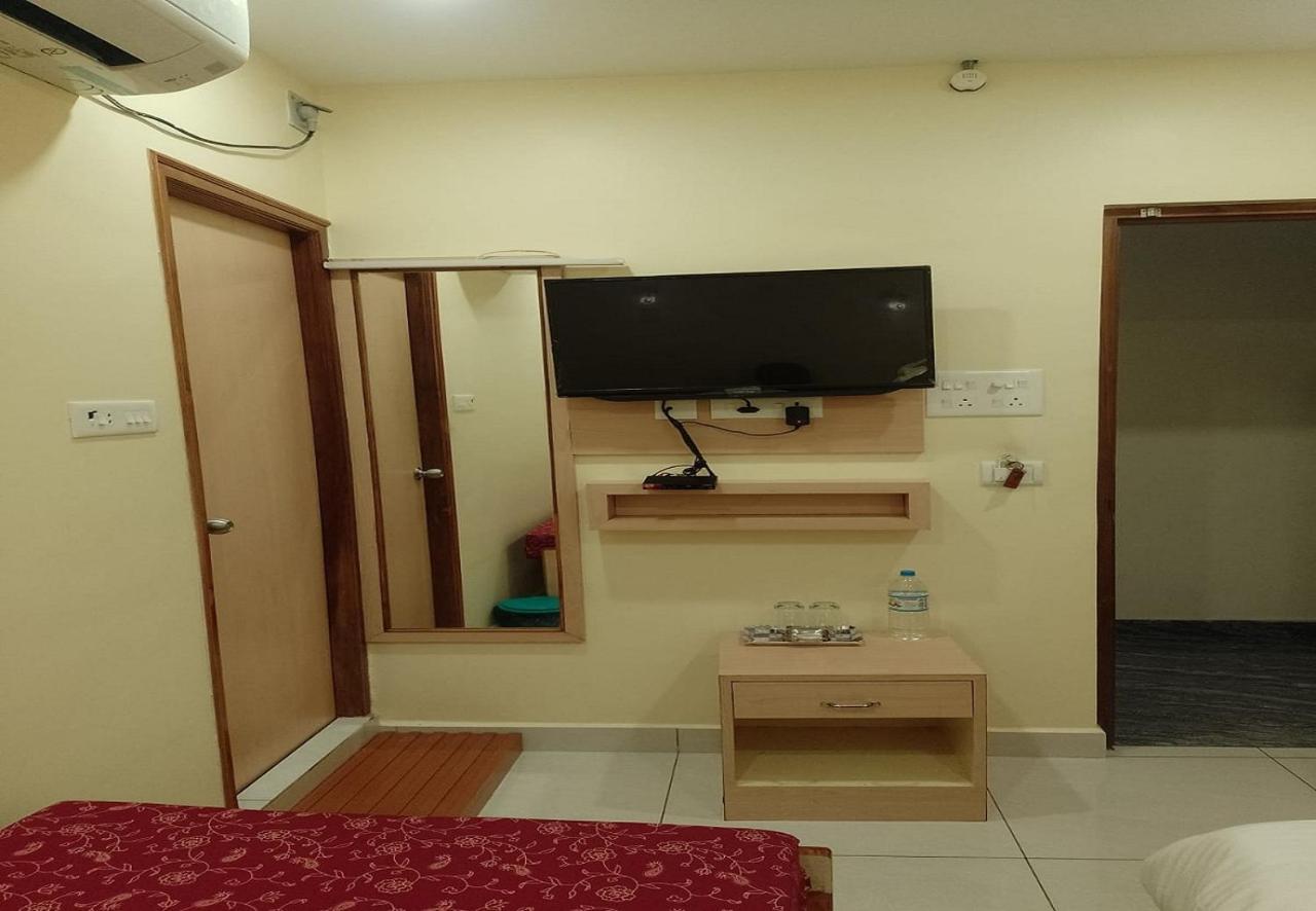 Nadanam Inn Puducherry Zewnętrze zdjęcie
